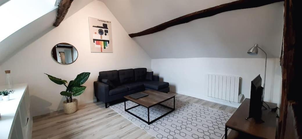 Rouen Le Jouvenet Au Calme Apartment Exterior photo
